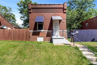 4434 S Compton Ave, Saint Louis, MO 63111