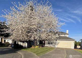 1734 Ilwaco Ave NE, Renton, WA 98059