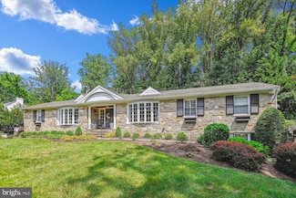 21 Buchanan Rd, Baltimore, MD 21212