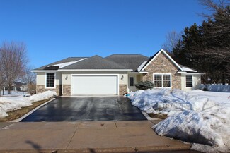 411 Sycamore Ave, Marshfield, WI 54449