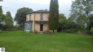 4223 Bliss Rd, Elwell, MI 48832
