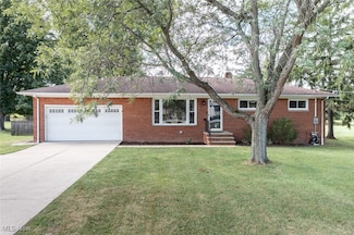 15939 Albion Rd, Strongsville, OH 44136
