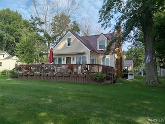 9802 Shorecliff Rd, Angola, NY 14006