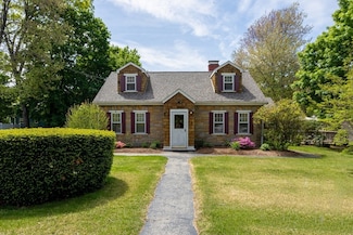326 Norwood St, Sharon, MA 02067