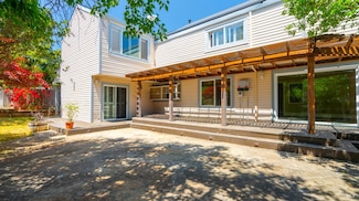 729 Bolero Ct, Novato, CA 94945