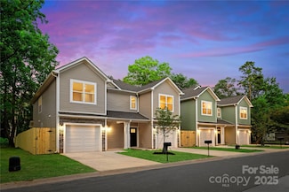 2723 Capitol Dr, Charlotte, NC 28208