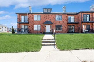 869 Kerry Ln SE Unit 46, Cedar Rapids, IA 52403