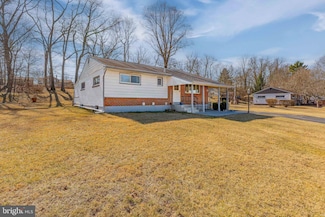 1004 Queen Dr, West Chester, PA 19380