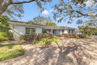 1100 Snell Isle Blvd NE, Saint Petersburg, FL 33704
