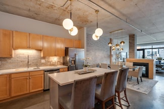 720 N 4th St Unit 705, Minneapolis, MN 55401