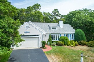 30 Crestview Cir, Centerville, MA 02632