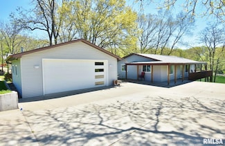 111 Birch Ct, Dahinda, IL 61428