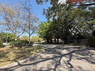 3340 SW 15th St, Fort Lauderdale, FL 33315