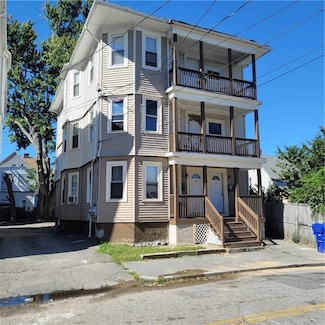 3 Mount Vernon St, Providence, RI 02907