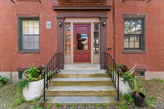 150 Spring St Unit 8, Portland, ME 04101