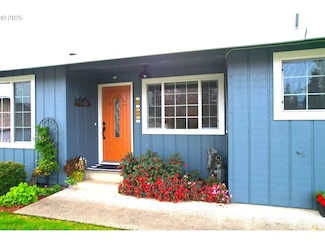 132 Aspen Ct, Roseburg, OR 97471