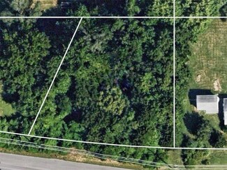 2715 Cook Rd, Saint Joseph, MO 64505