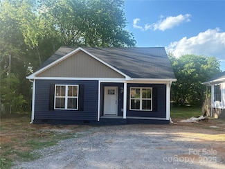 630 W Bell St, Statesville, NC 28677