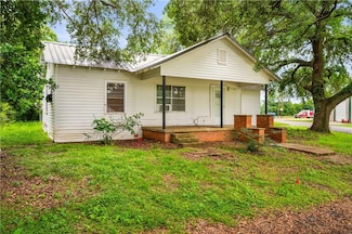 1020 Cotton St, Evergreen, LA 71333
