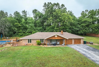 1722 Langley Ford Rd, Crane, MO 65633
