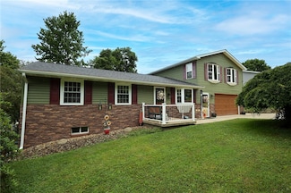 250 Harvey Dr, Seneca, PA 16346
