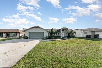 918 Hillgrove Ln, Auburndale, FL 33823