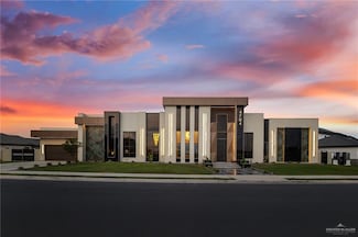 4704 Estancia Pkwy, McAllen, TX 78504