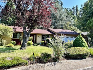 1885 Happy Ln, Eugene, OR 97401