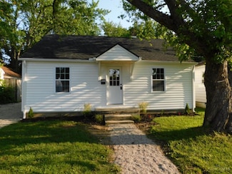 523 Grand Ave, Sabina, OH 45169
