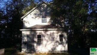 209 Market St, Sioux City, IA 51103