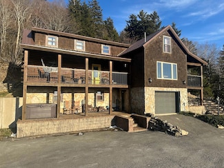 388 S Westridge Rd, Dunmore, WV 24934