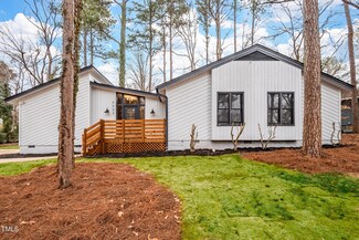 1122 Shadyside Dr, Raleigh, NC 27612