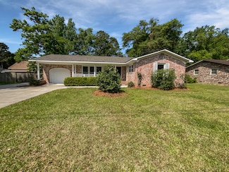 102 Rebellion Rd, Summerville, SC 29483