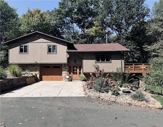 139 Hardins Run Rd, Georgetown, PA 15043