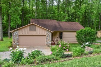 114 Averys Creek Ln, Arden, NC 28704