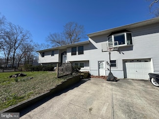 252 Terry Ln, Egg Harbor City, NJ 08215