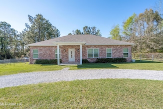 23159 Unicorn Ln, Pass Christian, MS 39571