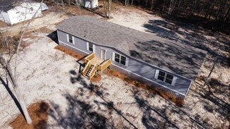 319 River Ridge Cir, Jesup, GA 31545