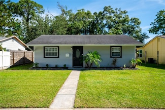 326 50th Ave N, Saint Petersburg, FL 33703