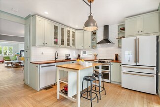 1207 Chalkstone Ave, Providence, RI 02908