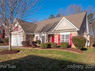 3427 Wrangler Ln, Charlotte, NC 28213