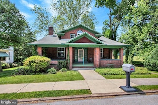 224 W Main St, New Freedom, PA 17349