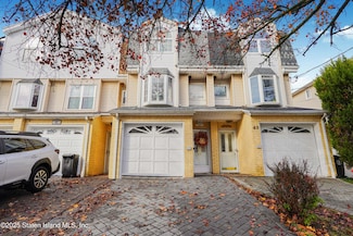 45 Elkhart St, Staten Island, NY 10308