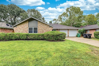 6119 Shadow Crest St, Houston, TX 77074