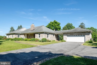 78 Grandview Rd, Hummelstown, PA 17036