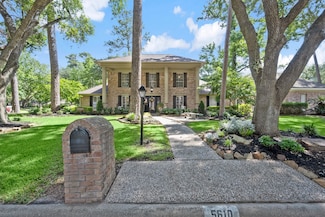 5610 Edgewick Ct, Houston, TX 77069