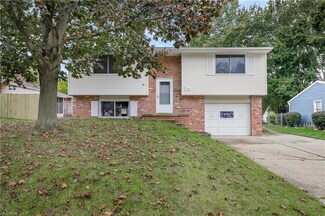 395 Riverview St, Canal Fulton, OH 44614