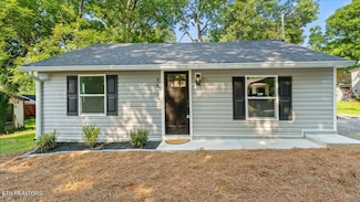 1510 Adams St, Athens, TN 37303