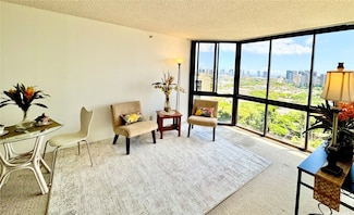 2040 Nuuanu Ave Unit 1602, Honolulu, HI 96817