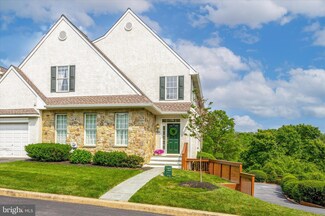 805 Whispering Brooke Dr, Newtown Square, PA 19073